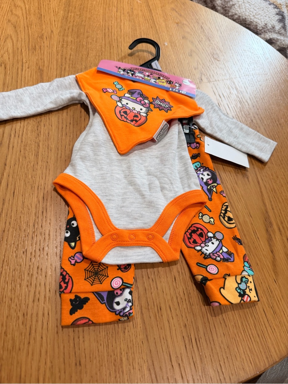 Sanrio Hello Kitty Halloween Baby 3 pieces  Set in Orange and Light Gray newborn